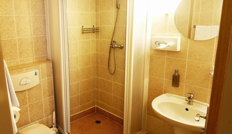 Hotel POD VĚŽÍ  Hradec Králové - Střešní apartmán, Apartmán